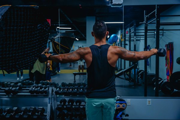 Discover the thrill of using lightweight gel blaster pistols!